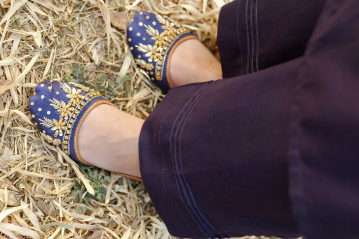 Multani khussa For woman