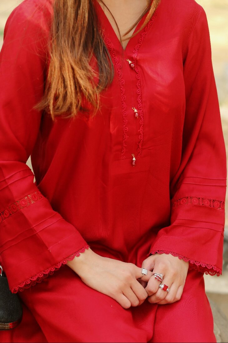 Crimson Royale – Fiery Red Linen 2-Piece Suit - Image 4