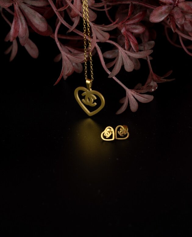 Stainless | antiTranish |Etheral Heart Neckalace