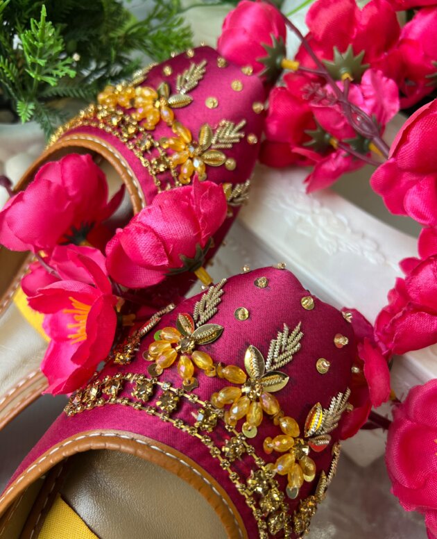 Stylish Khussa In Red Color