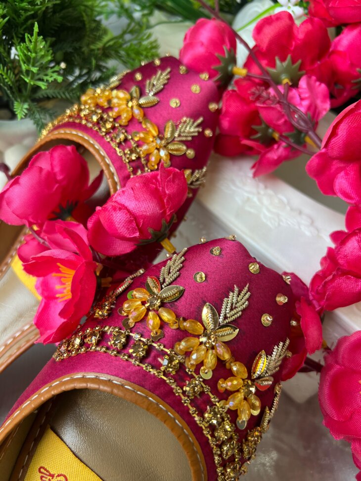 Stylish Khussa In Red Color