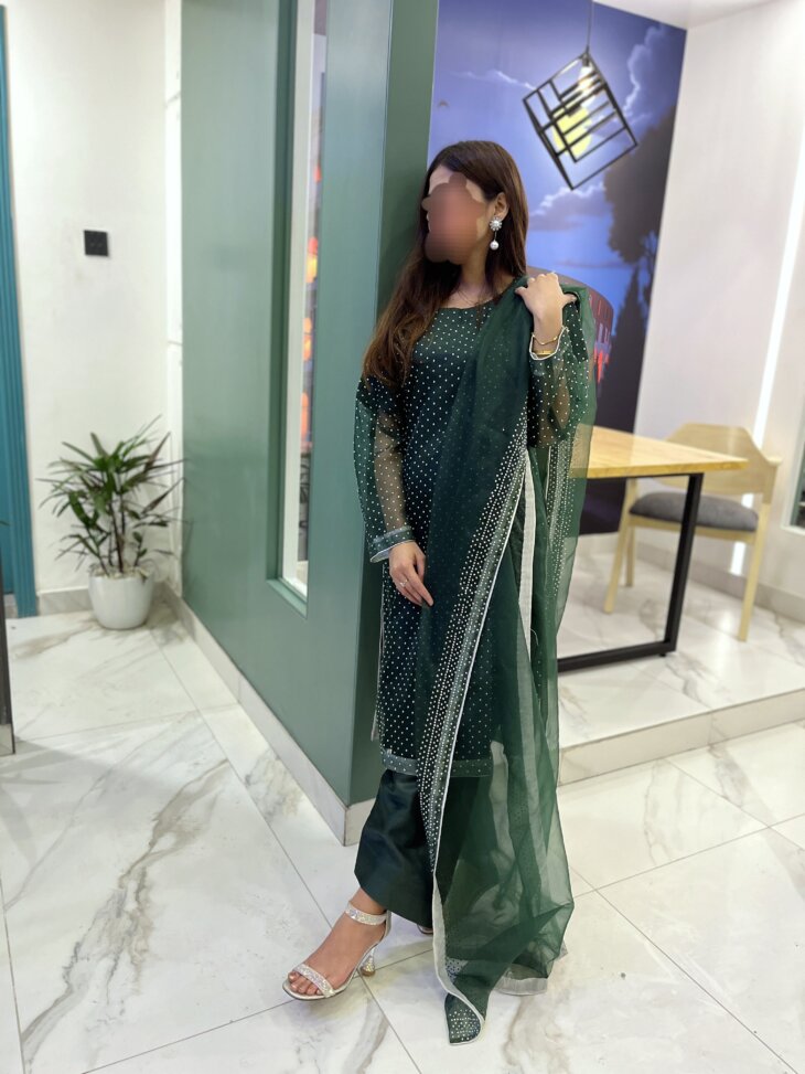 Green Shamoz Silk Attire 3 piece Suit - Image 6