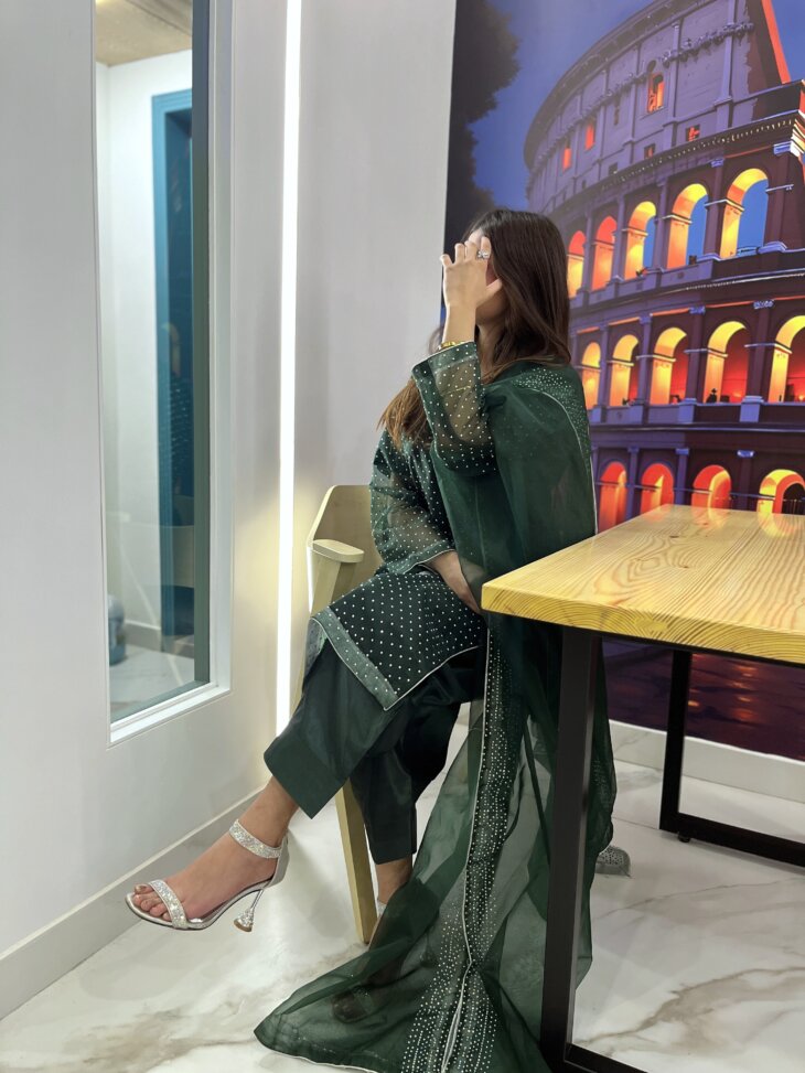 Green Shamoz Silk Attire 3 piece Suit - Image 3