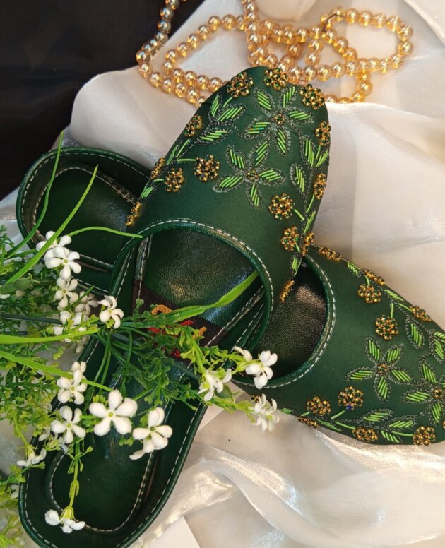 Embroidered green  khusas
